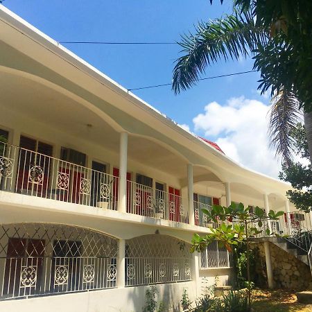 African Symbol Guest House Montego Bay Ngoại thất bức ảnh