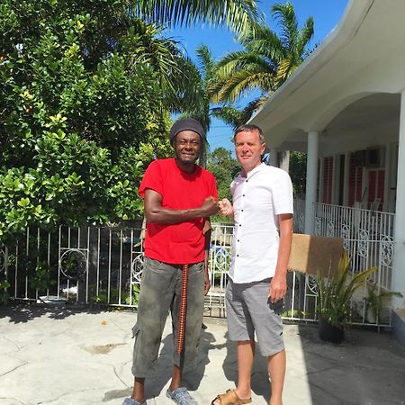 African Symbol Guest House Montego Bay Ngoại thất bức ảnh