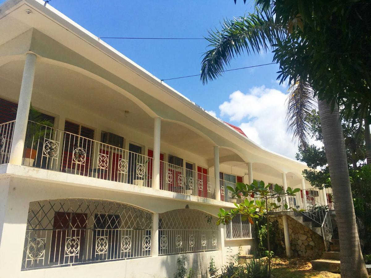 African Symbol Guest House Montego Bay Ngoại thất bức ảnh