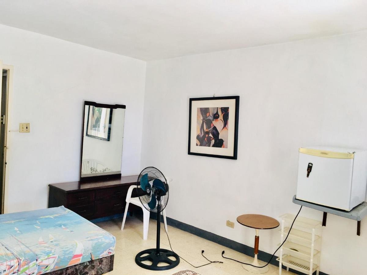 African Symbol Guest House Montego Bay Ngoại thất bức ảnh