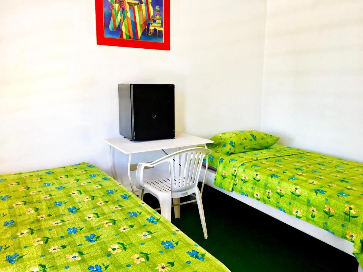 African Symbol Guest House Montego Bay Ngoại thất bức ảnh