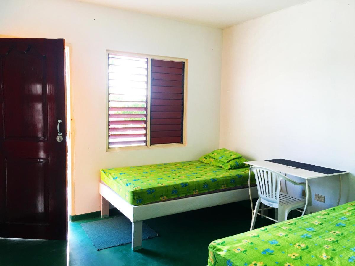 African Symbol Guest House Montego Bay Ngoại thất bức ảnh