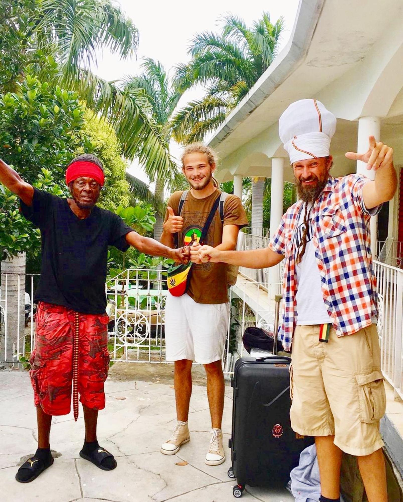African Symbol Guest House Montego Bay Ngoại thất bức ảnh